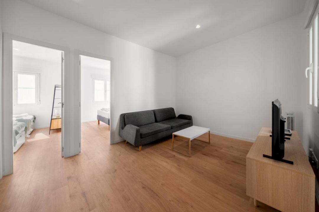 2 Bedrooms 1 Bathroom Furnished - Delicias - Bright - Mintystay Madrid Eksteriør bilde